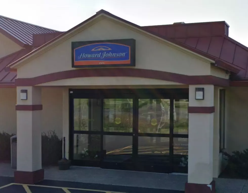 Rave-Worthy Restaurant Now Open at Former Ulster Howard Johnson’s
