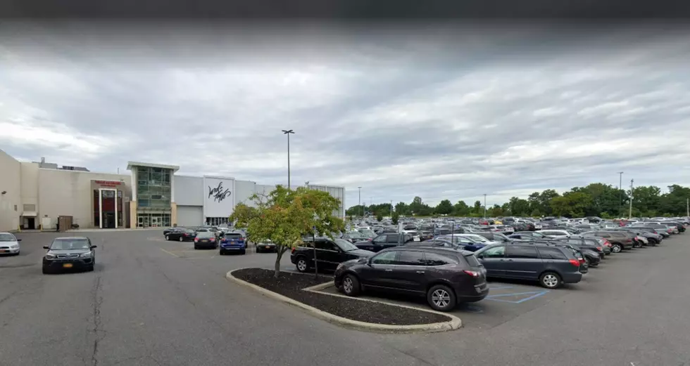 New York Police Need Help After Teen Shot In Mall Parking Lot